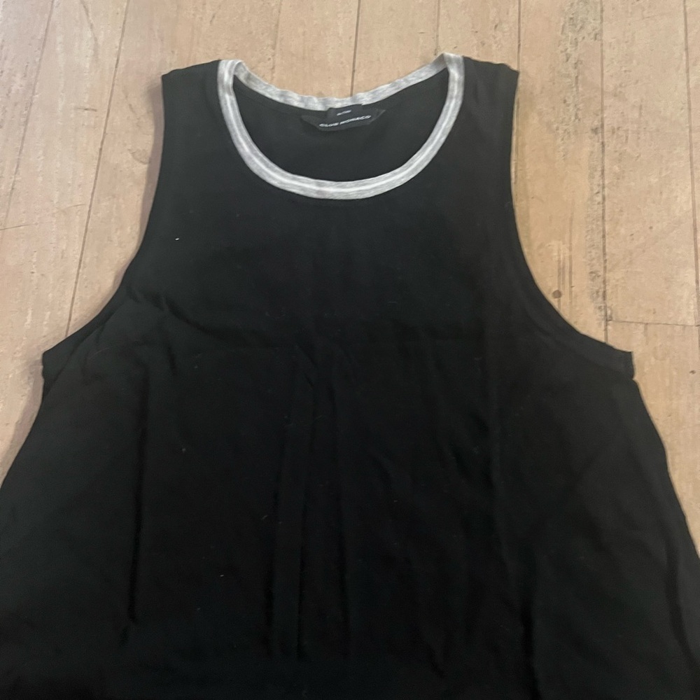 Black Sleeveless Top with Gray Trim - Picture 2 of 4